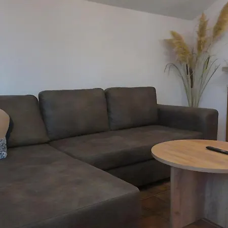 Lägenhet Lush Garden Hideaway Fama Near Portoroz Sečovlje