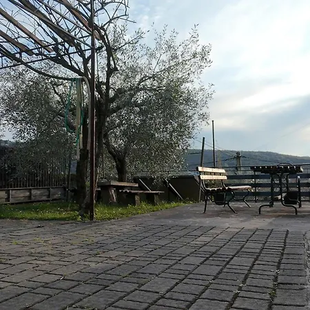 Lägenhet Lush Garden Hideaway Fama Near Portoroz