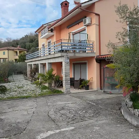 Lägenhet Lush Garden Hideaway Fama Near Portoroz Sečovlje